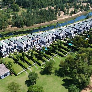 Laguna Parkside Residences Lang Co